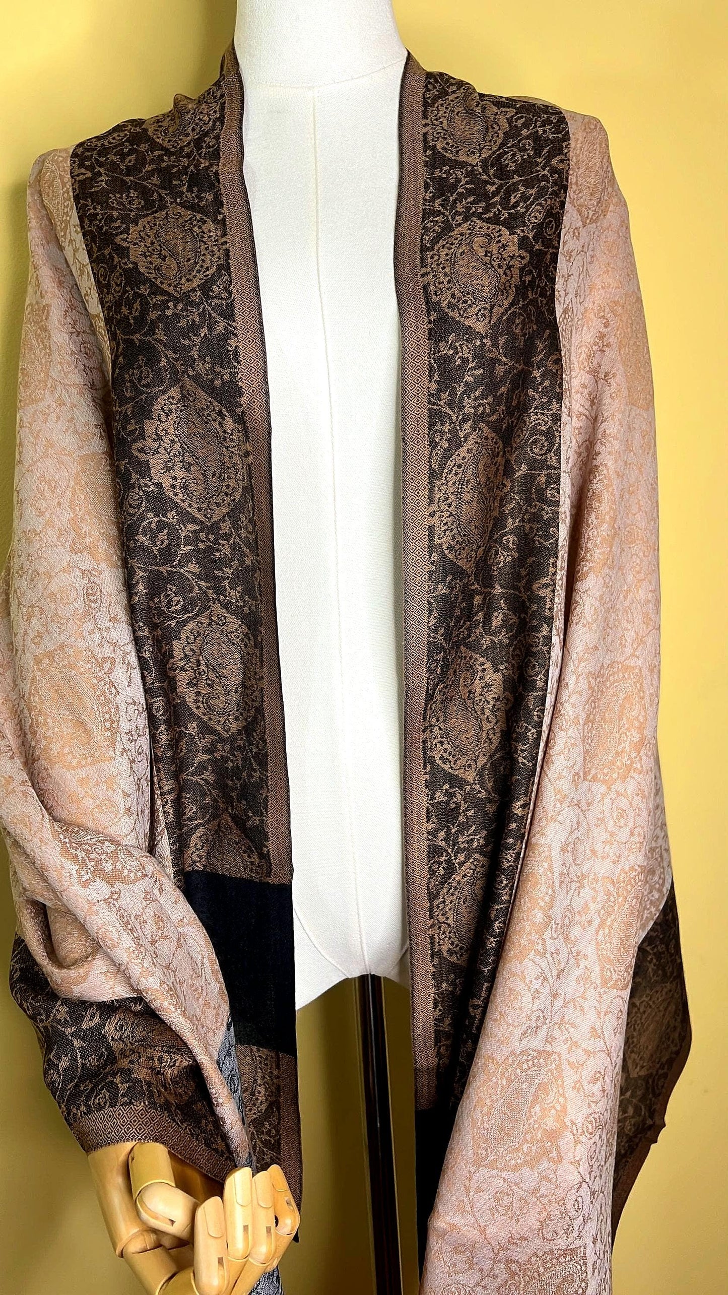 100% Pure Himalayan Cashmere Pashmina Shawl - Mustang Desert Sand