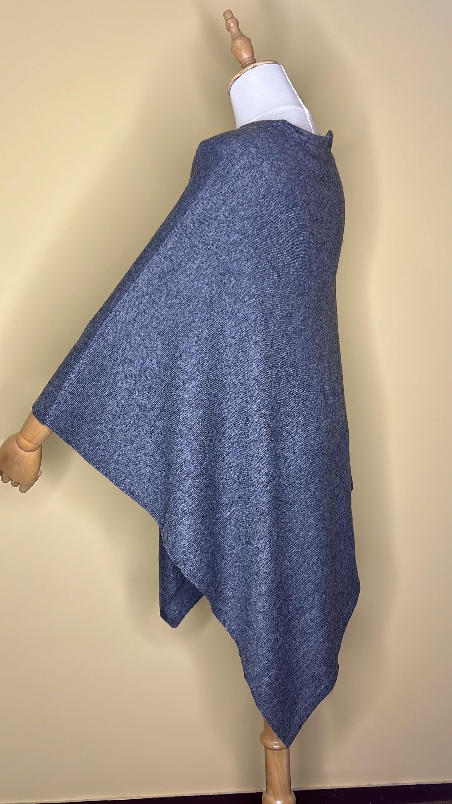 100% Pure Himalayan Cashmere Pashmina Poncho - Upper Mustang Collection Natural Grey