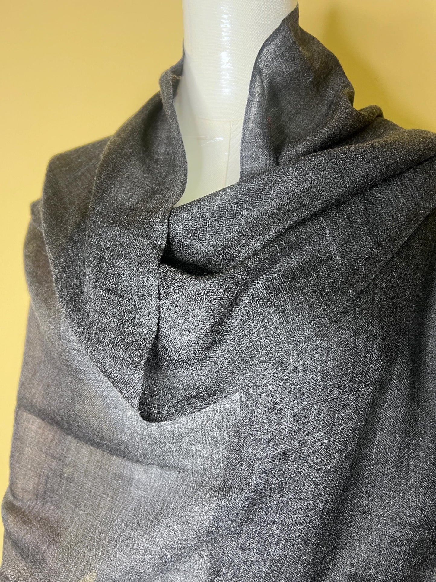 100% Pure Himalayan Cashmere Pashmina Shawl - Mustang Collection Himalayan Dusk Grey