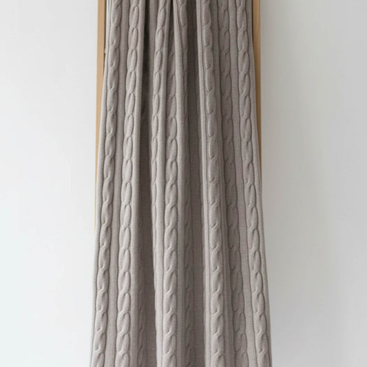 Heirloom Cable-Knit Cashmere Throw | 100% Pure Himalayan
