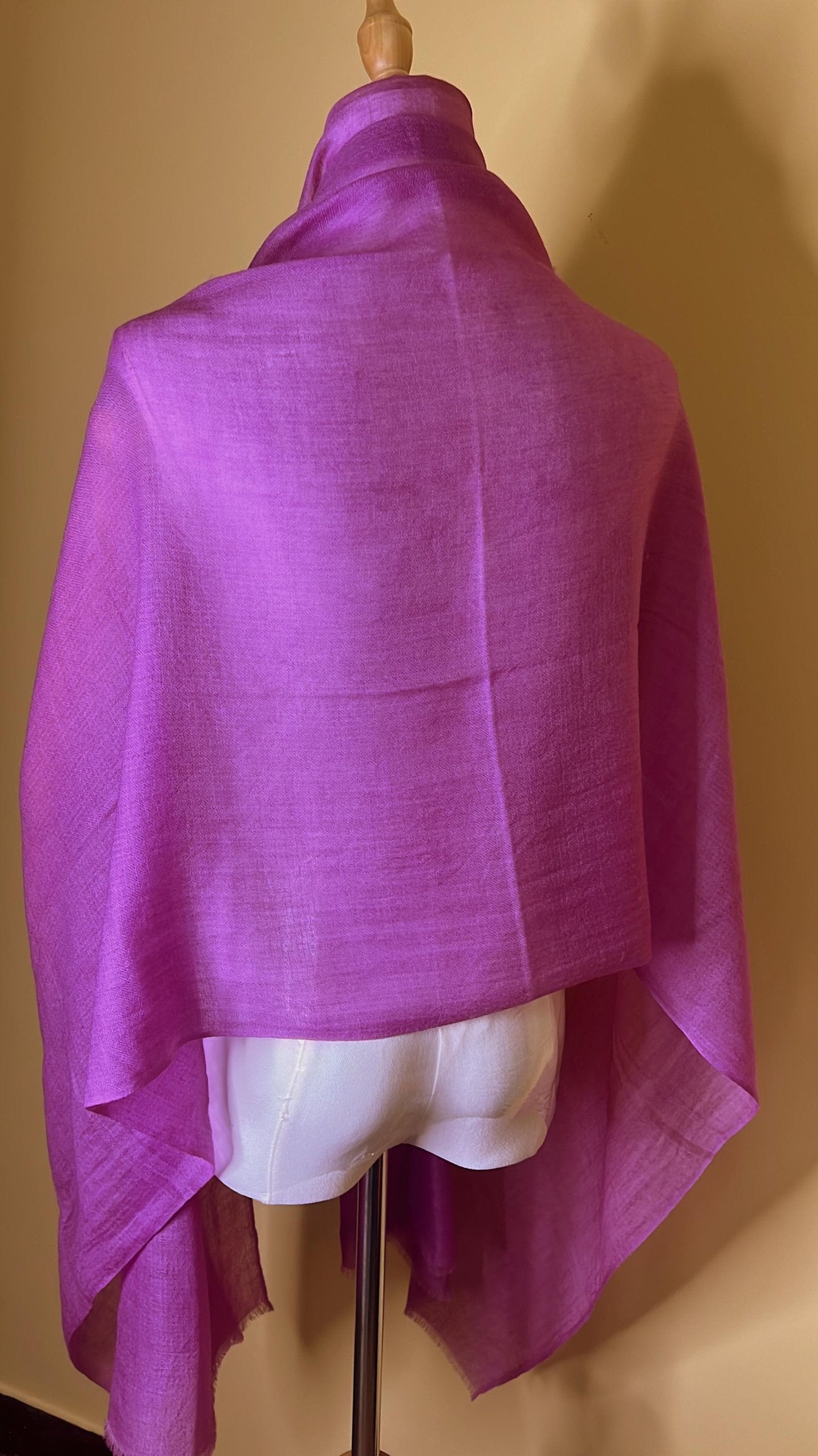 100% Pure Himalayan Cashmere Pashmina Shawl - Annapurna Fuchsia Pink