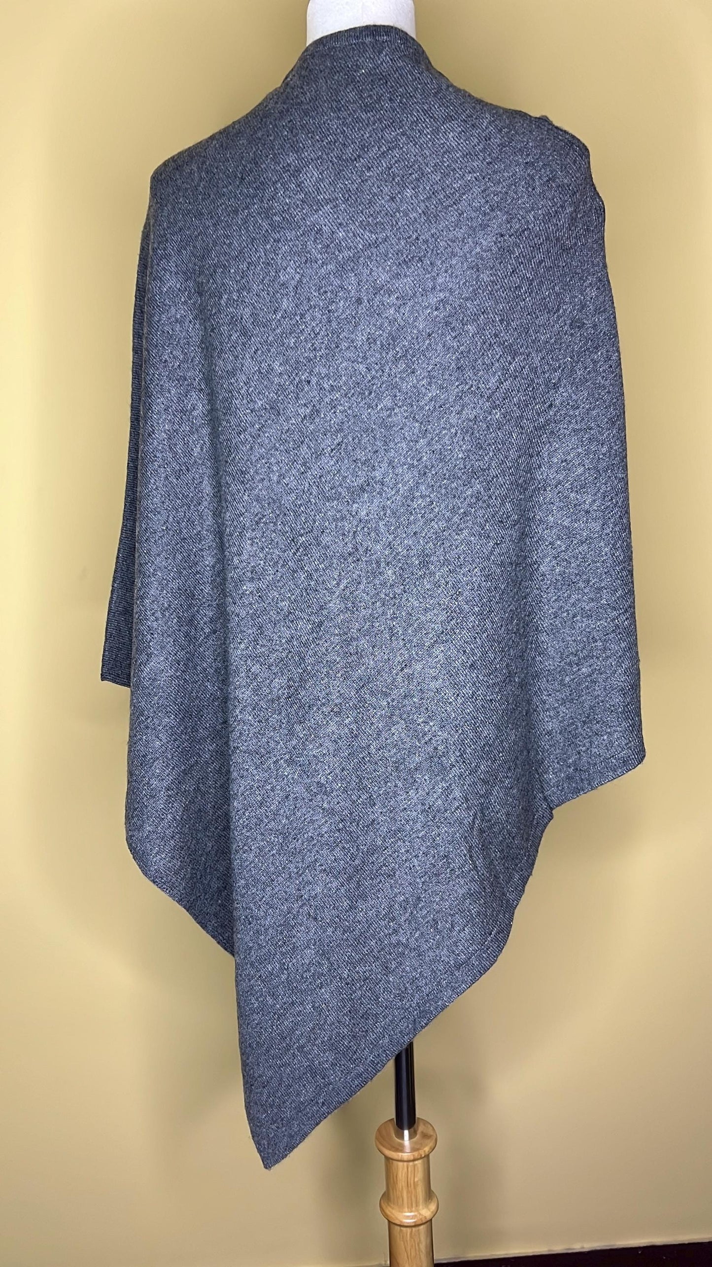 100% Pure Himalayan Cashmere Pashmina Poncho - Upper Mustang Collection Natural Grey