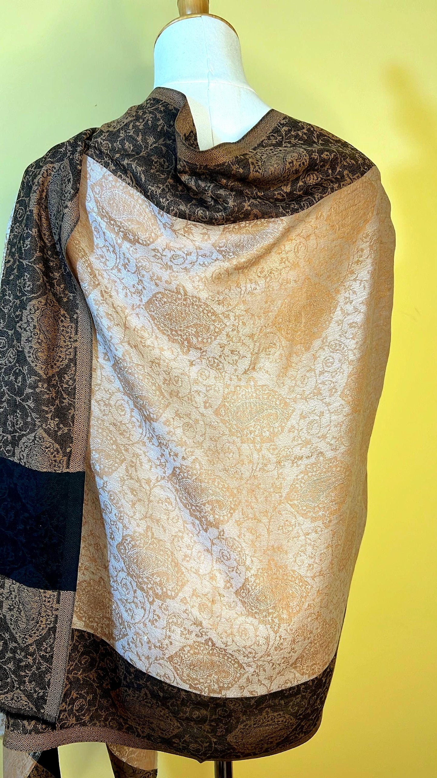 100% Pure Himalayan Cashmere Pashmina Shawl - Mustang Desert Sand