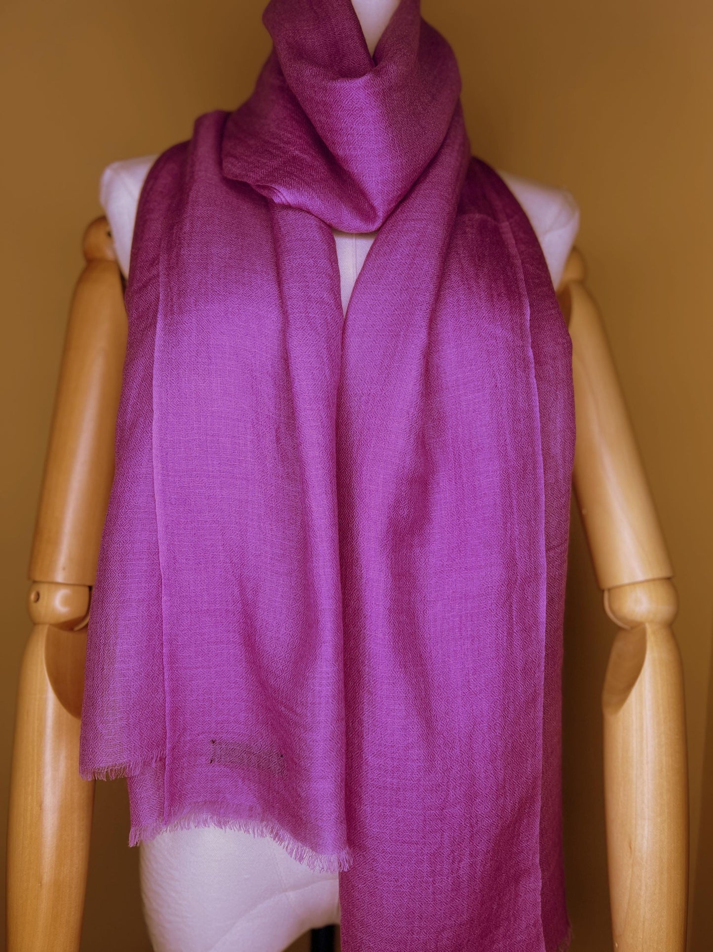 100% Pure Himalayan Cashmere Pashmina Shawl - Annapurna Fuchsia Pink