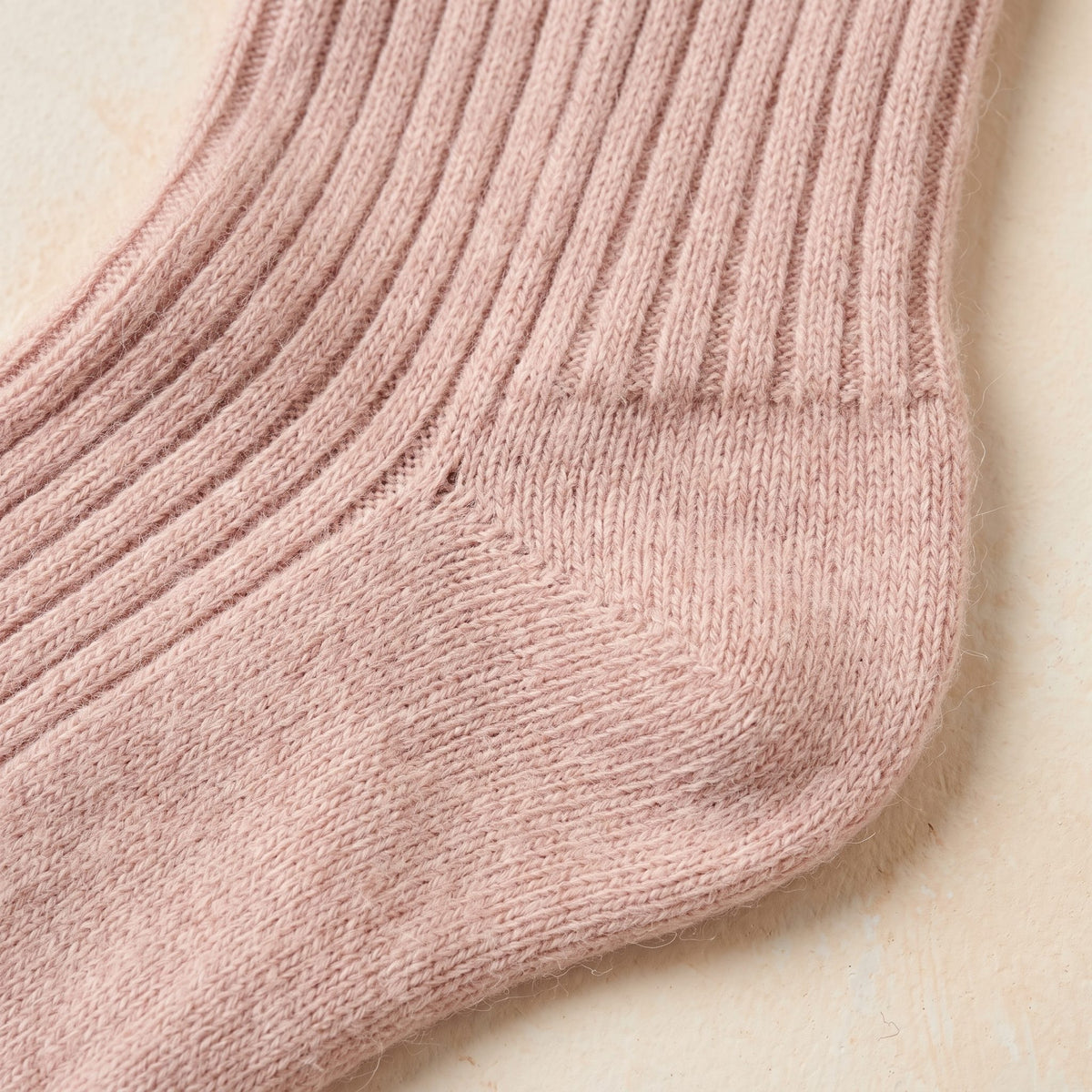 Blush Pink women's 100% cashmere knee-high socks - knit texture close-up