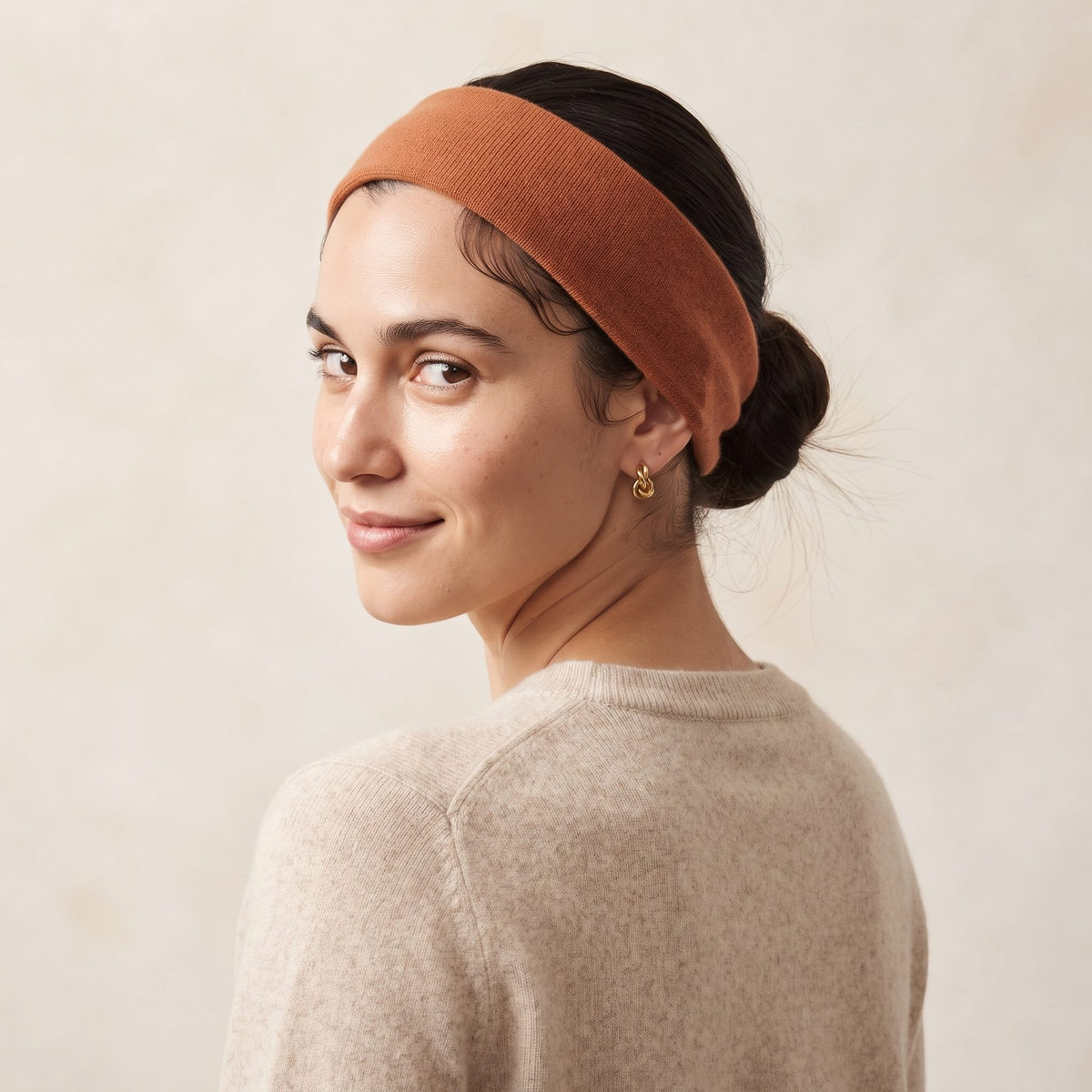 Gomba twisted-front cashmere headband in Amber, worn, view 3
