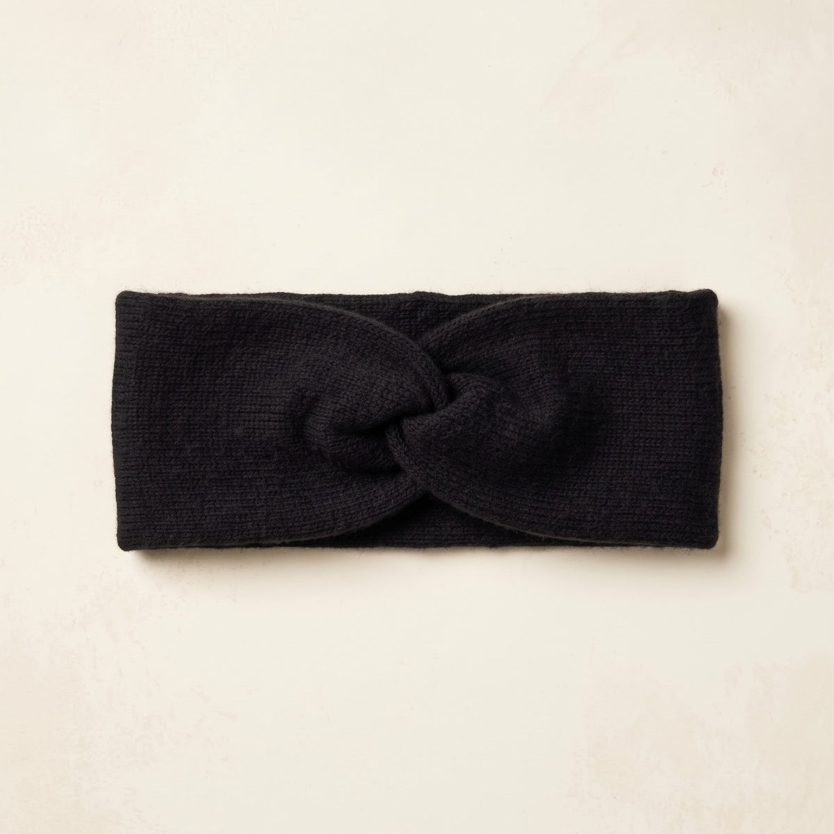 Gomba twisted-front cashmere headband in Black, flat front