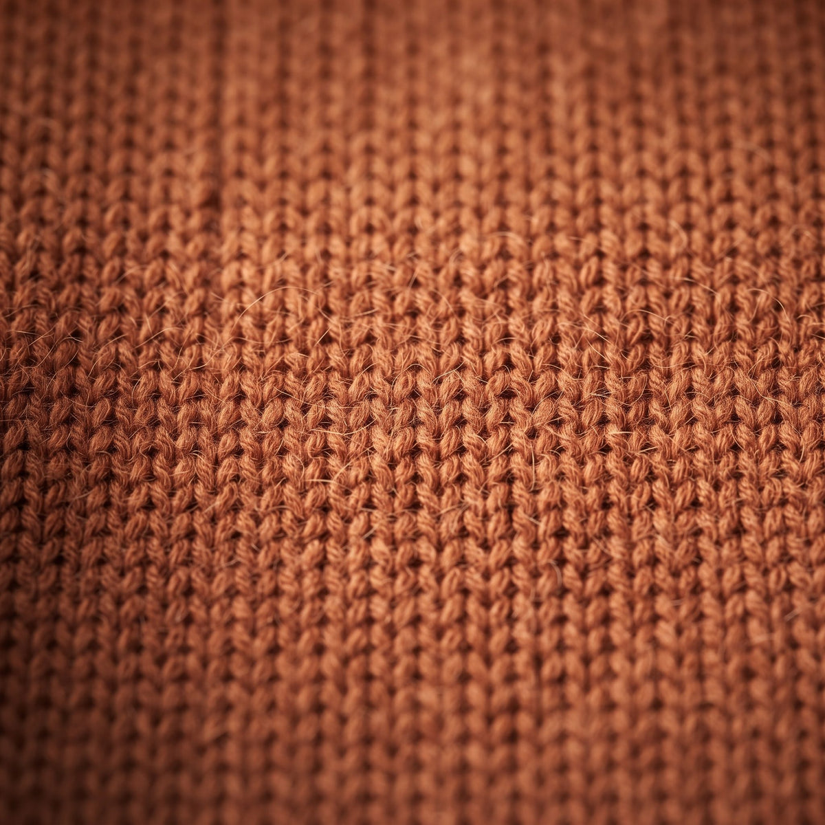 Gomba twisted-front cashmere headband in Amber, knit texture