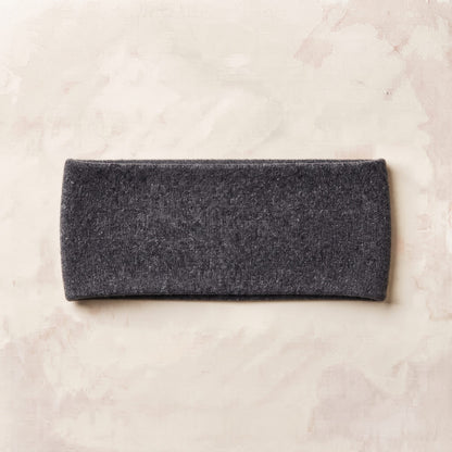 Undyed Gomba twisted-front cashmere headband in Dark Grey Melange, flat back
