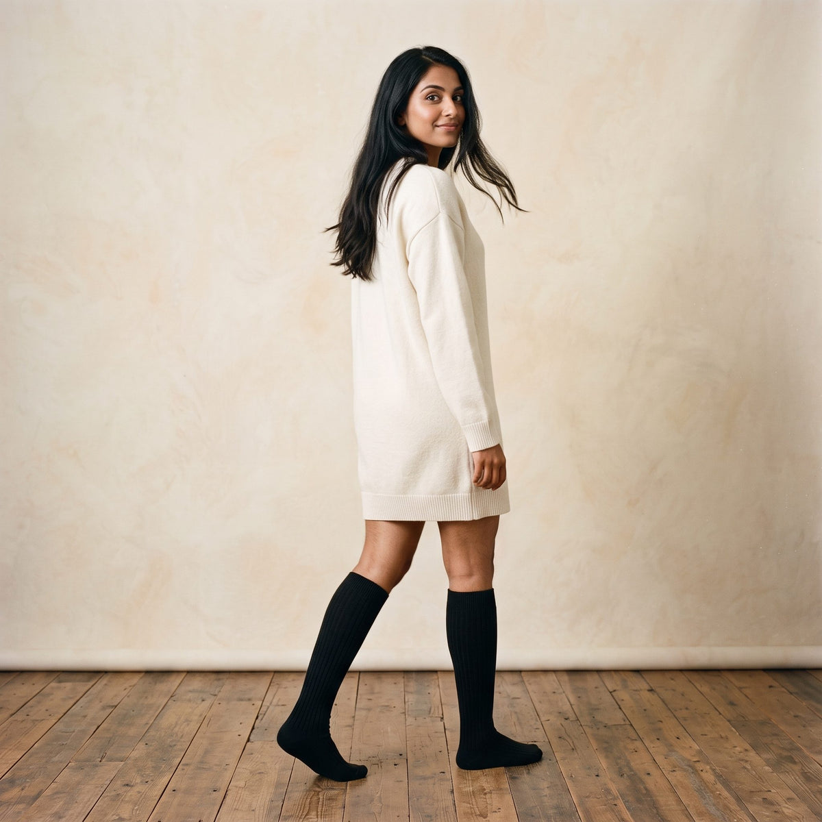 Black women's 100% cashmere knee-high socks - worn by a model, view 4