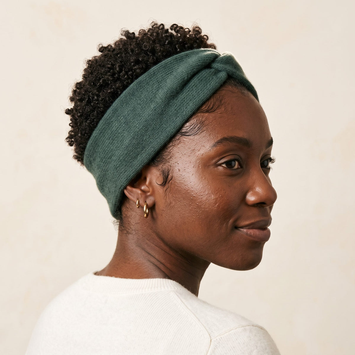 Gomba twisted-front cashmere headband in Pine, worn, view 2