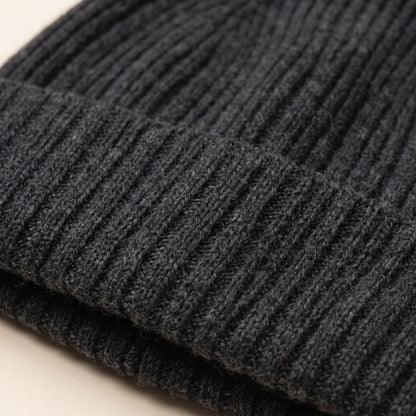 HRDM Men's Undyed Cashmere Beanie - Haven Ribbed Dark Grey Melange 1