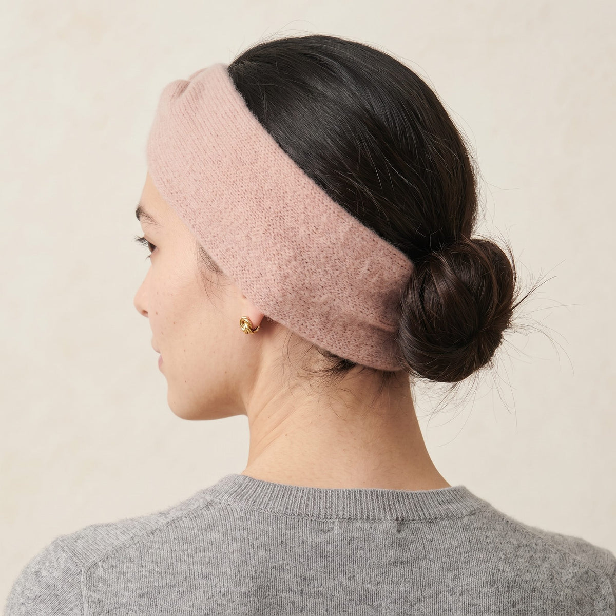 Gomba twisted-front cashmere headband in Blush Pink, worn, view 3