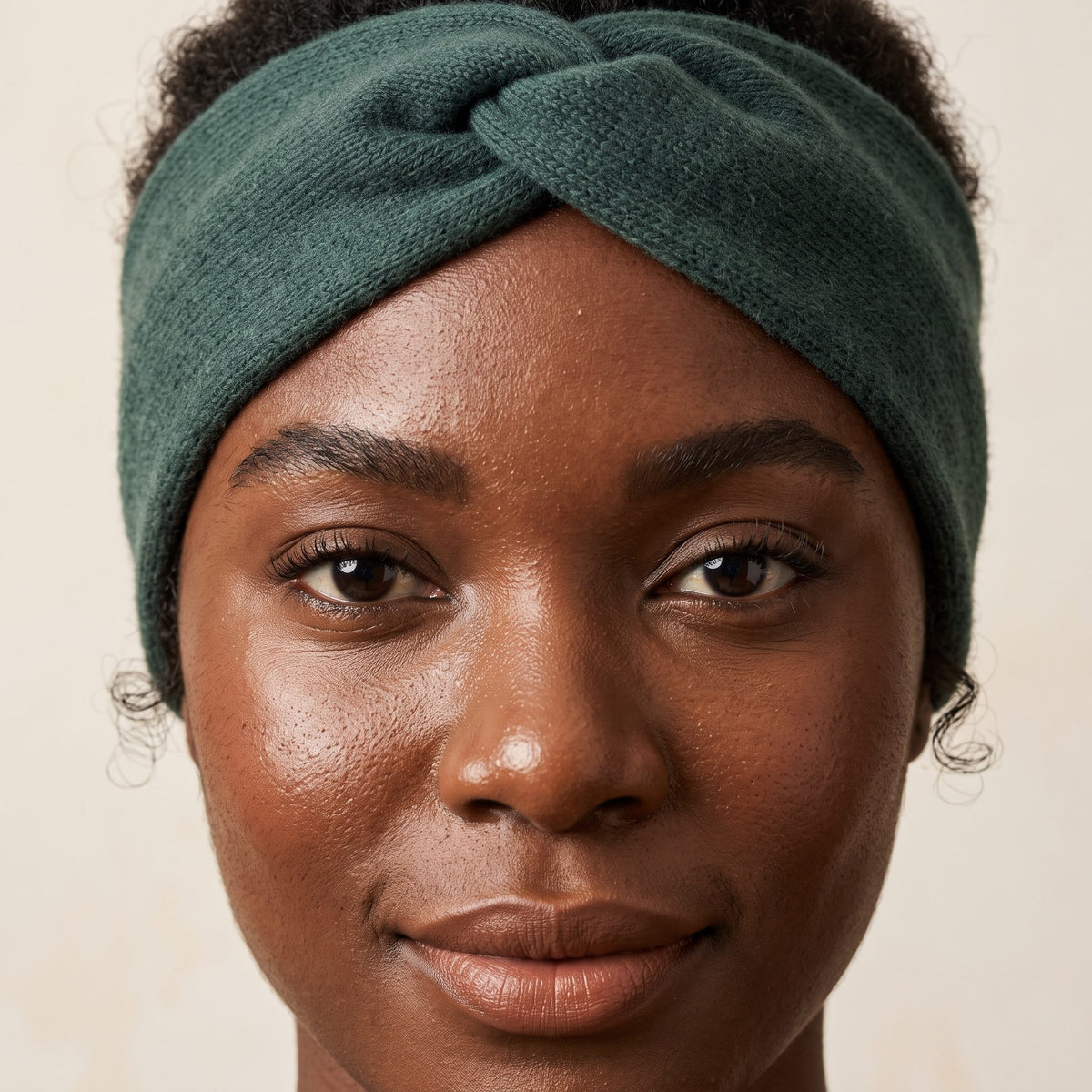 Gomba twisted-front cashmere headband in Pine, worn, view 3