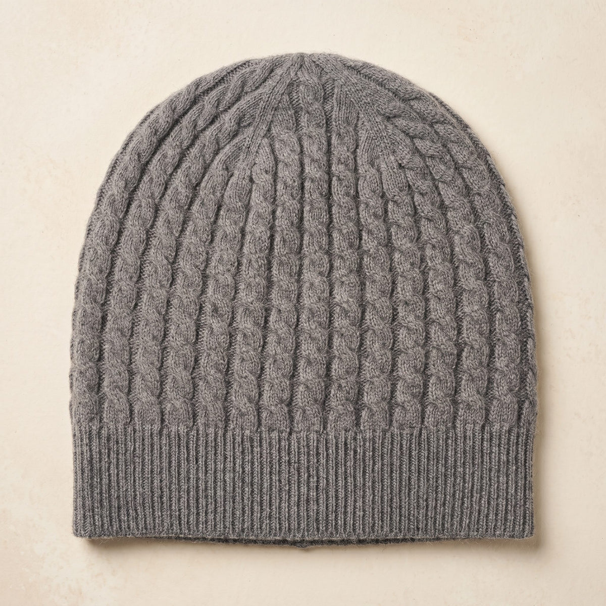 HCMM Men's Undyed Cashmere Beanie - Heritage Cable Knit Mid Grey Melange 1
