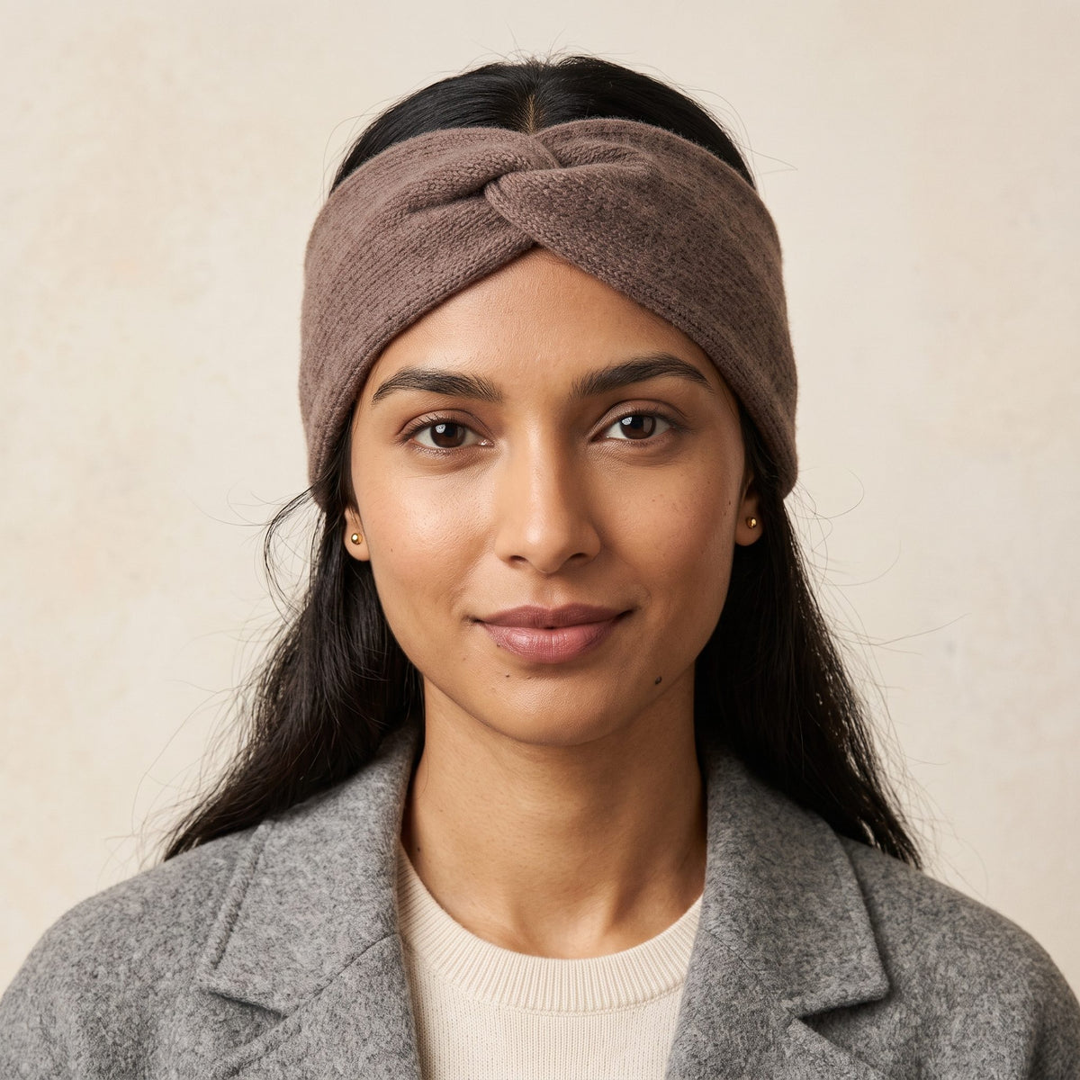 Gomba twisted-front cashmere headband in Brown, worn, view 1