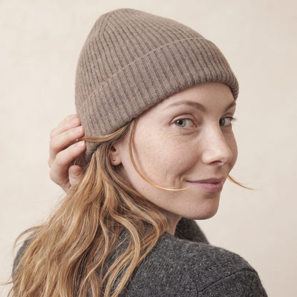 WRBR Women's Cashmere Beanie - Haven Ribbed Brown 5