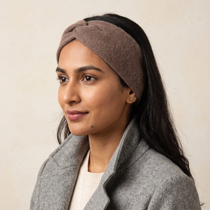 Gomba twisted-front cashmere headband in Brown, worn, view 2
