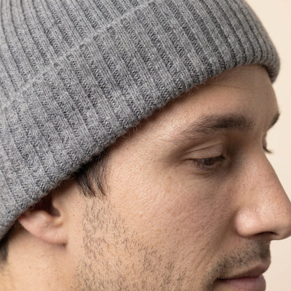 HRMM Men's Undyed Cashmere Beanie - Haven Ribbed Mid Grey Melange 5