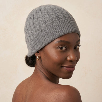 WCMM Women's Undyed Cashmere Beanie - Heritage Cable Knit Mid Grey Melange 6