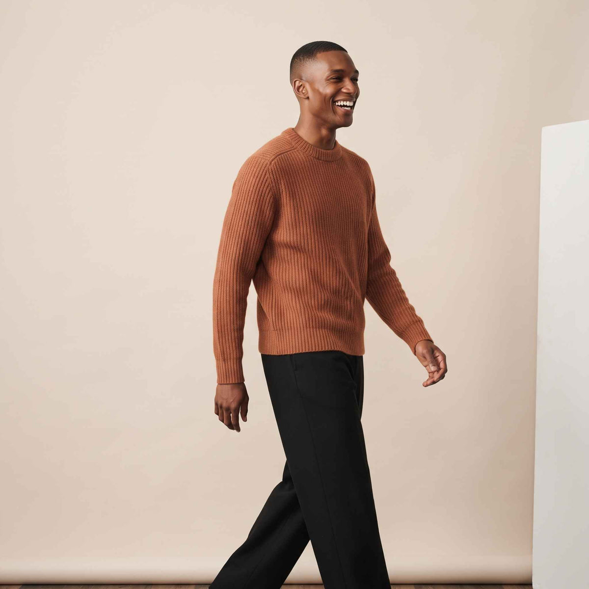 Men's ultra-thick 4-ply cashmere crewneck sweater in Amber — view 1