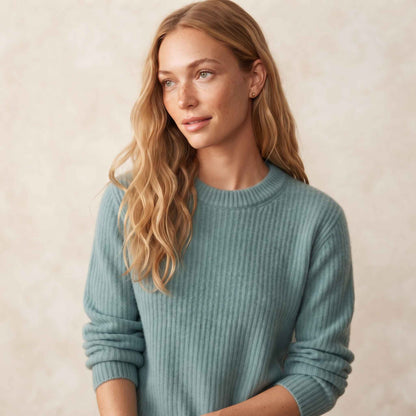 Women's heavyweight ribbed cashmere crewneck sweater in Heathered Jade — view 1