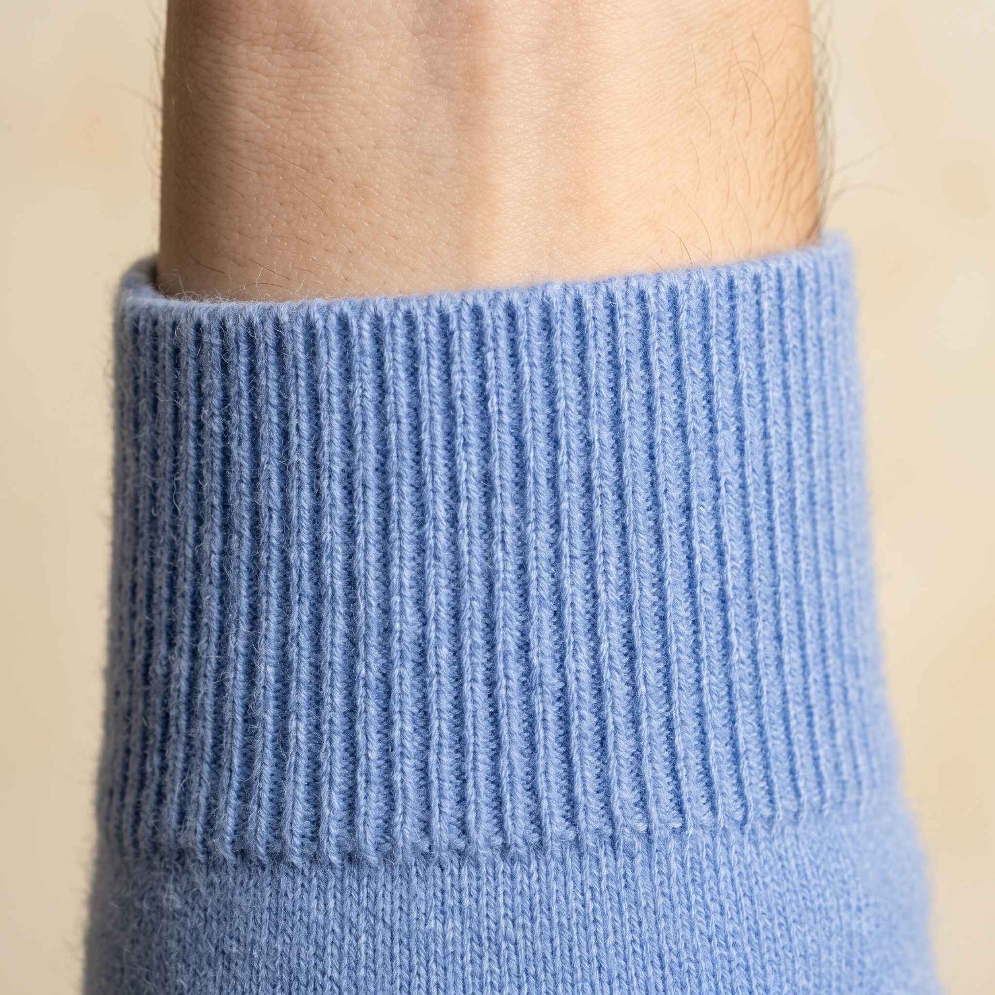 Men's cashmere half-zip sweater, Embrace in Sky blue - view 5