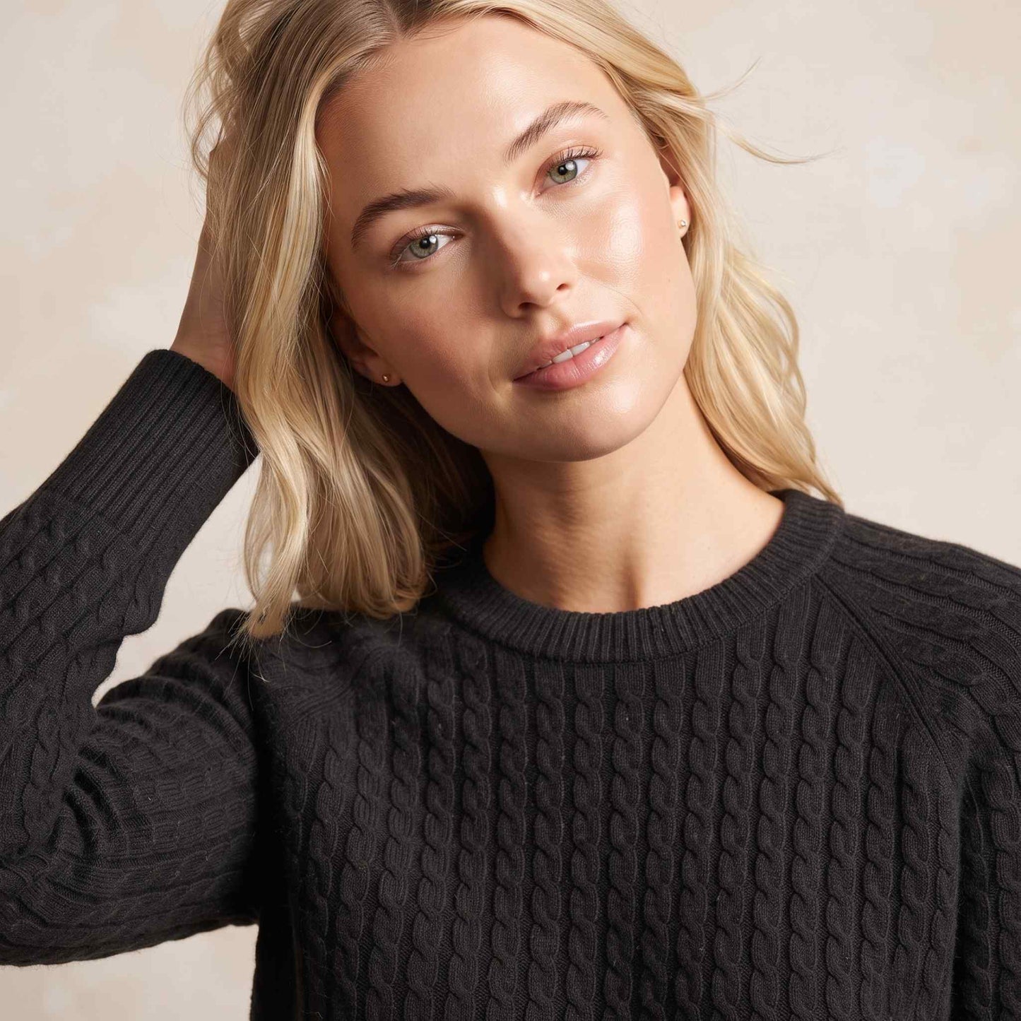 Women's cable-knit cashmere crewneck sweater, Grace in Black - view 1