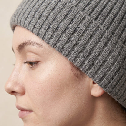 WRMM Women's Undyed Cashmere Beanie - Haven Ribbed Mid Grey Melange 6