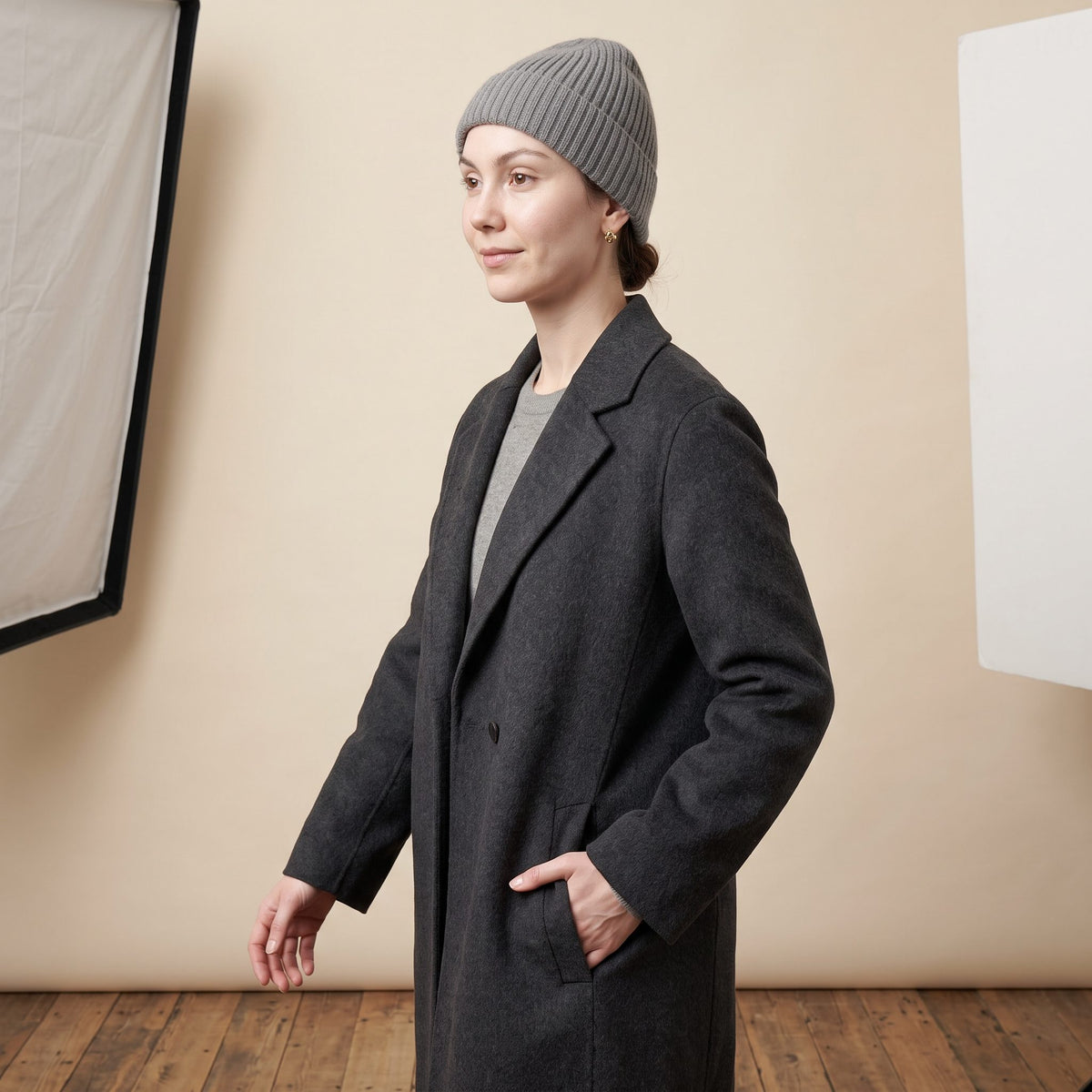 WRMM Women's Undyed Cashmere Beanie - Haven Ribbed Mid Grey Melange 7