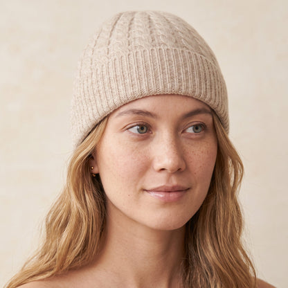 WCOM Women's Undyed Cashmere Beanie - Heritage Cable Knit Oatmeal Melange 4