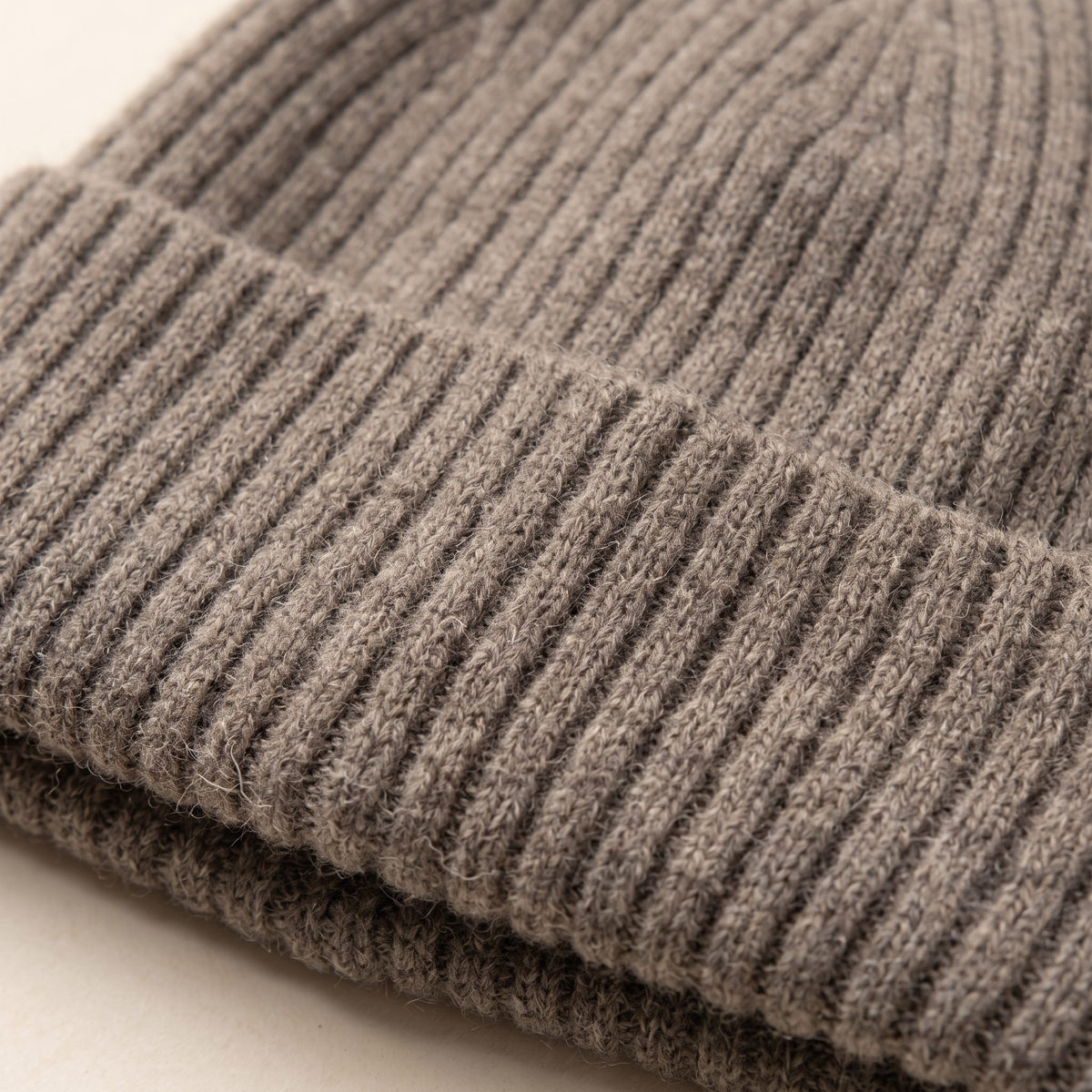 HRTM Men's Undyed Cashmere Beanie - Haven Ribbed Toast Melange 1