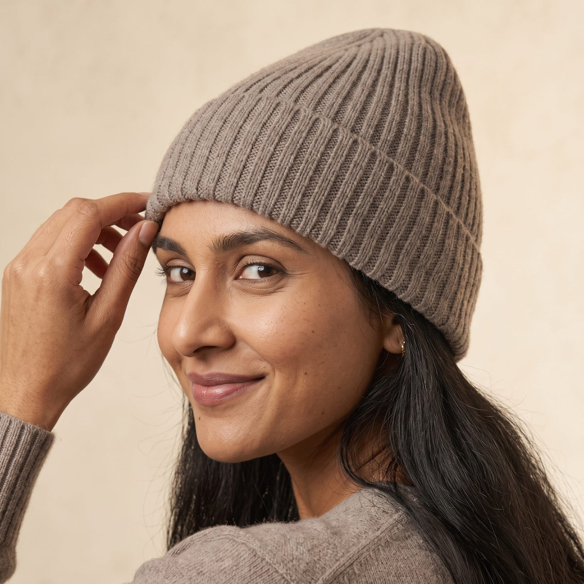 WRTM Women's Undyed Cashmere Beanie - Haven Ribbed Toast Melange 6