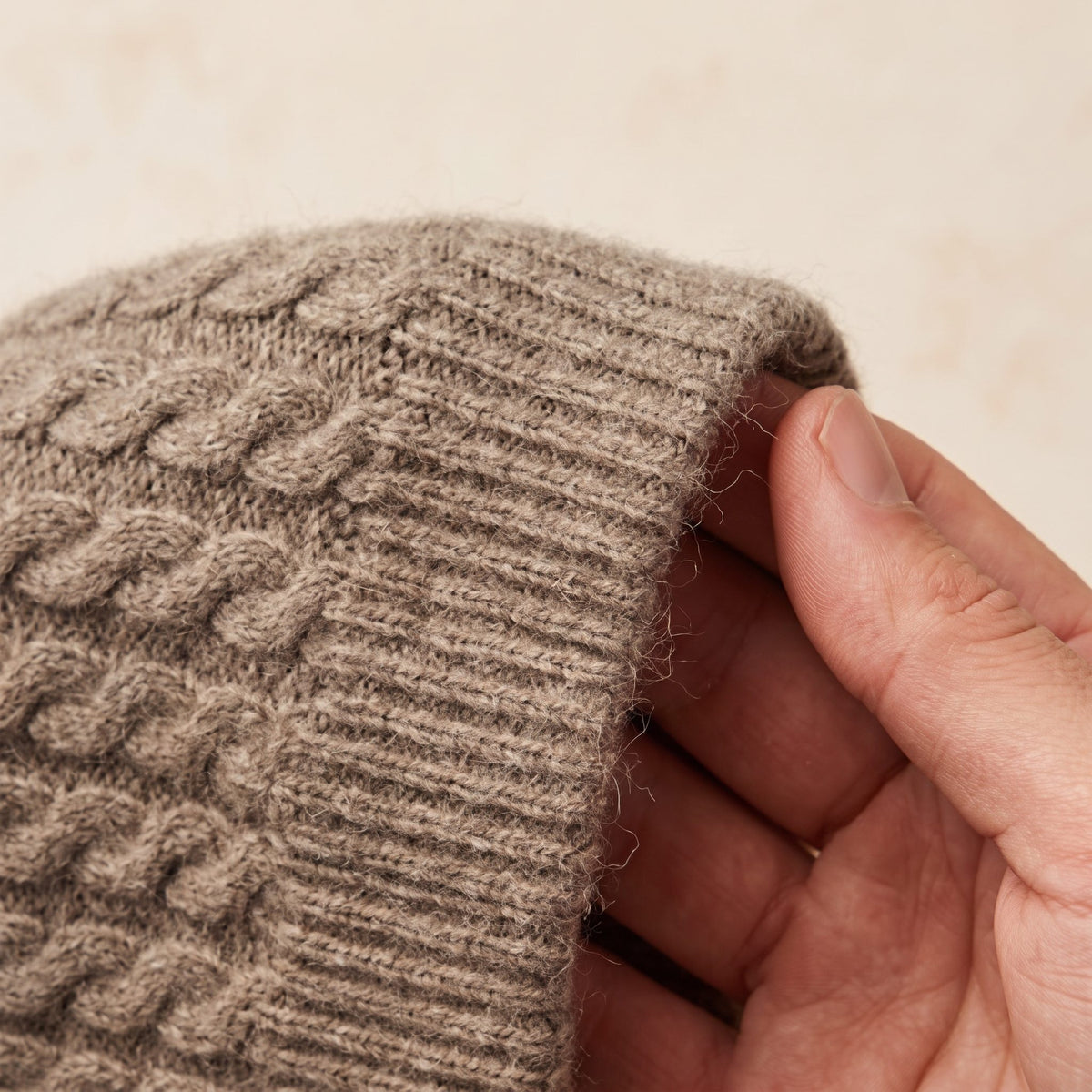 WCTM Women's Undyed Cashmere Beanie - Heritage Cable Knit Toast Melange 2