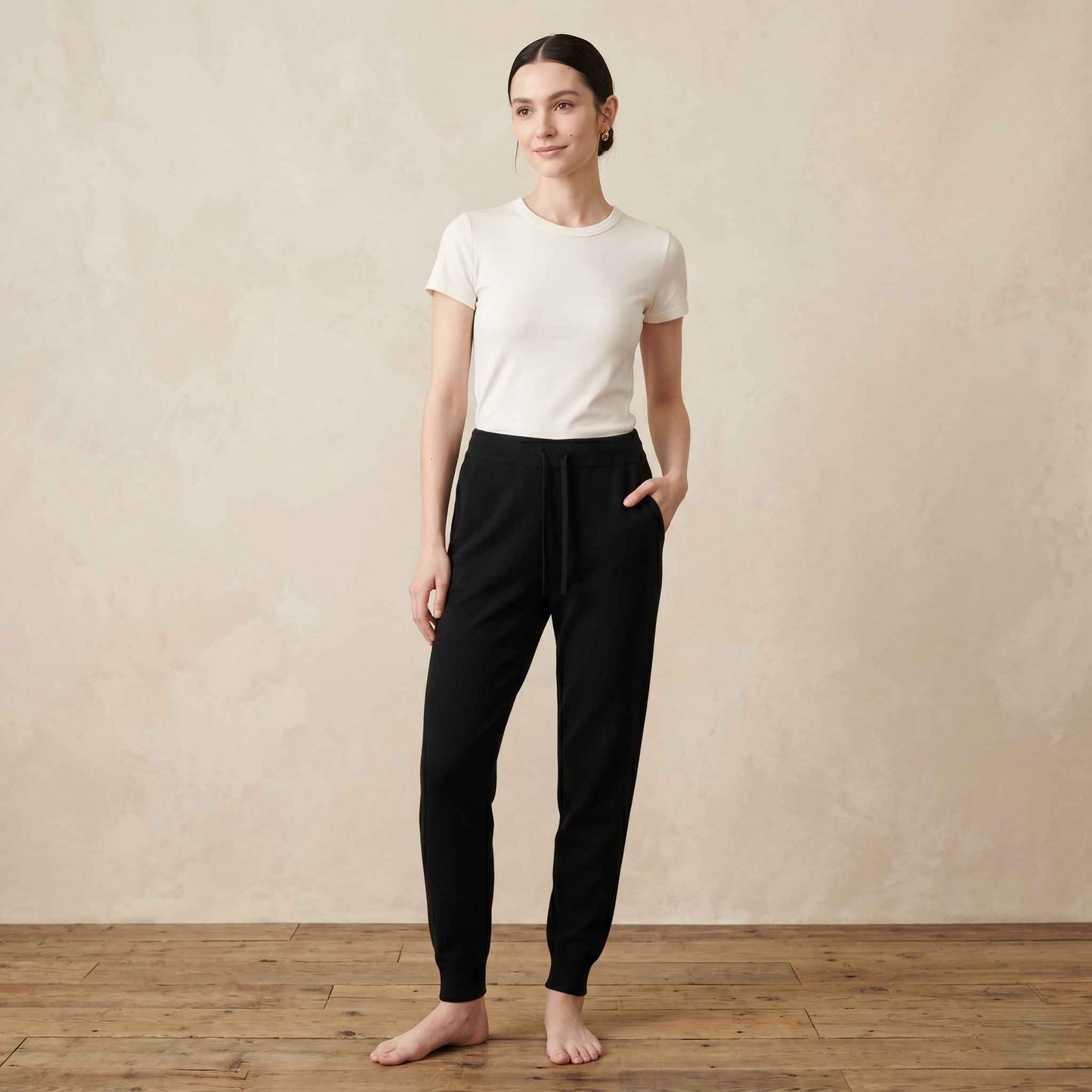 The Zenith Himalayan Cashmere Jogger For Women - Black 1