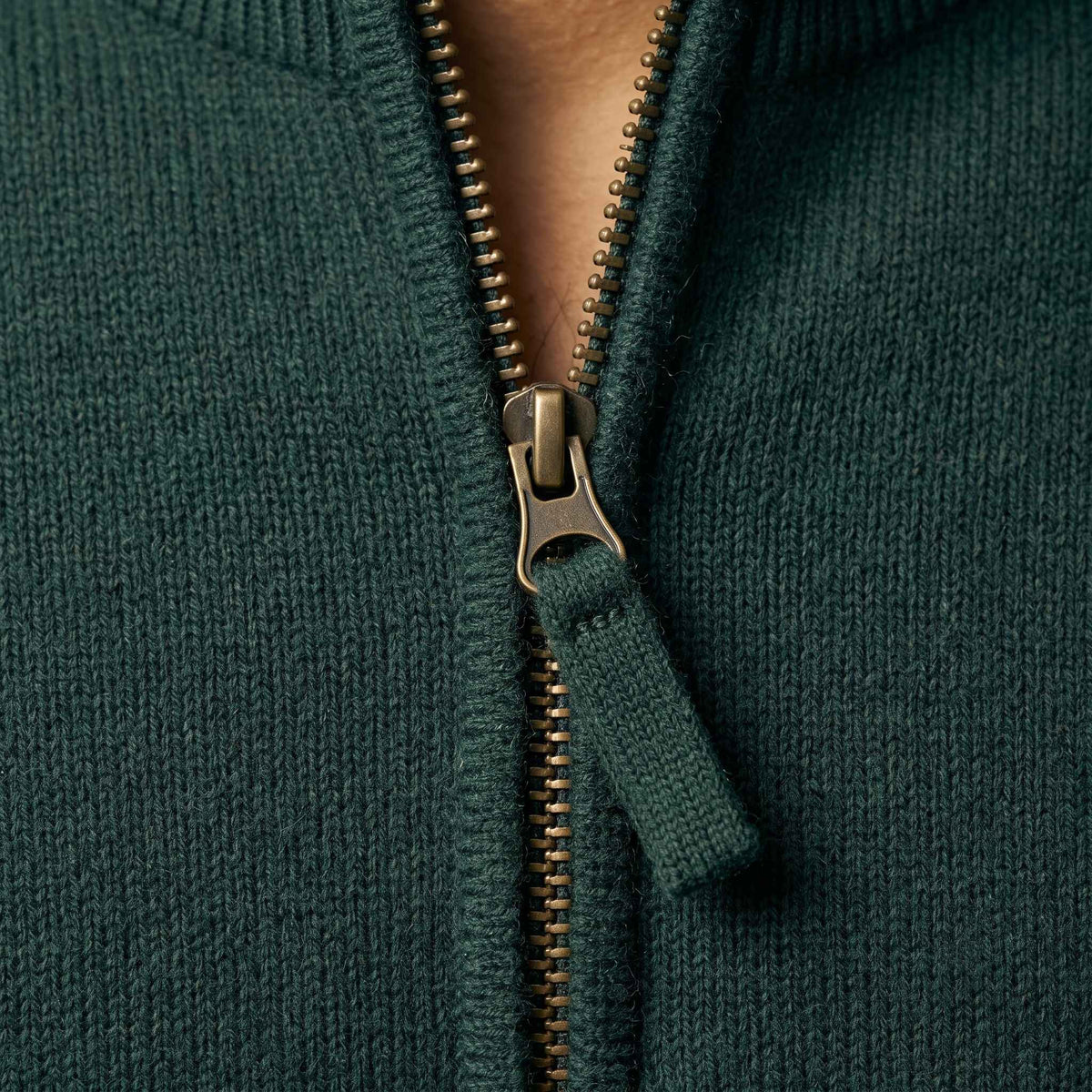 Men's cashmere half-zip sweater, Embrace in Pine - view 4
