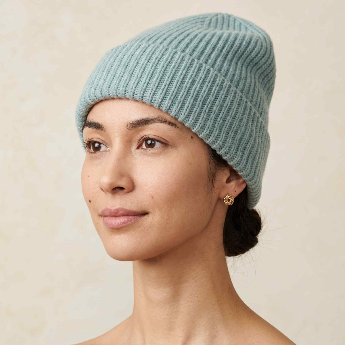 Women's hand-knit cashmere beanie in Heathered Jade - view 2
