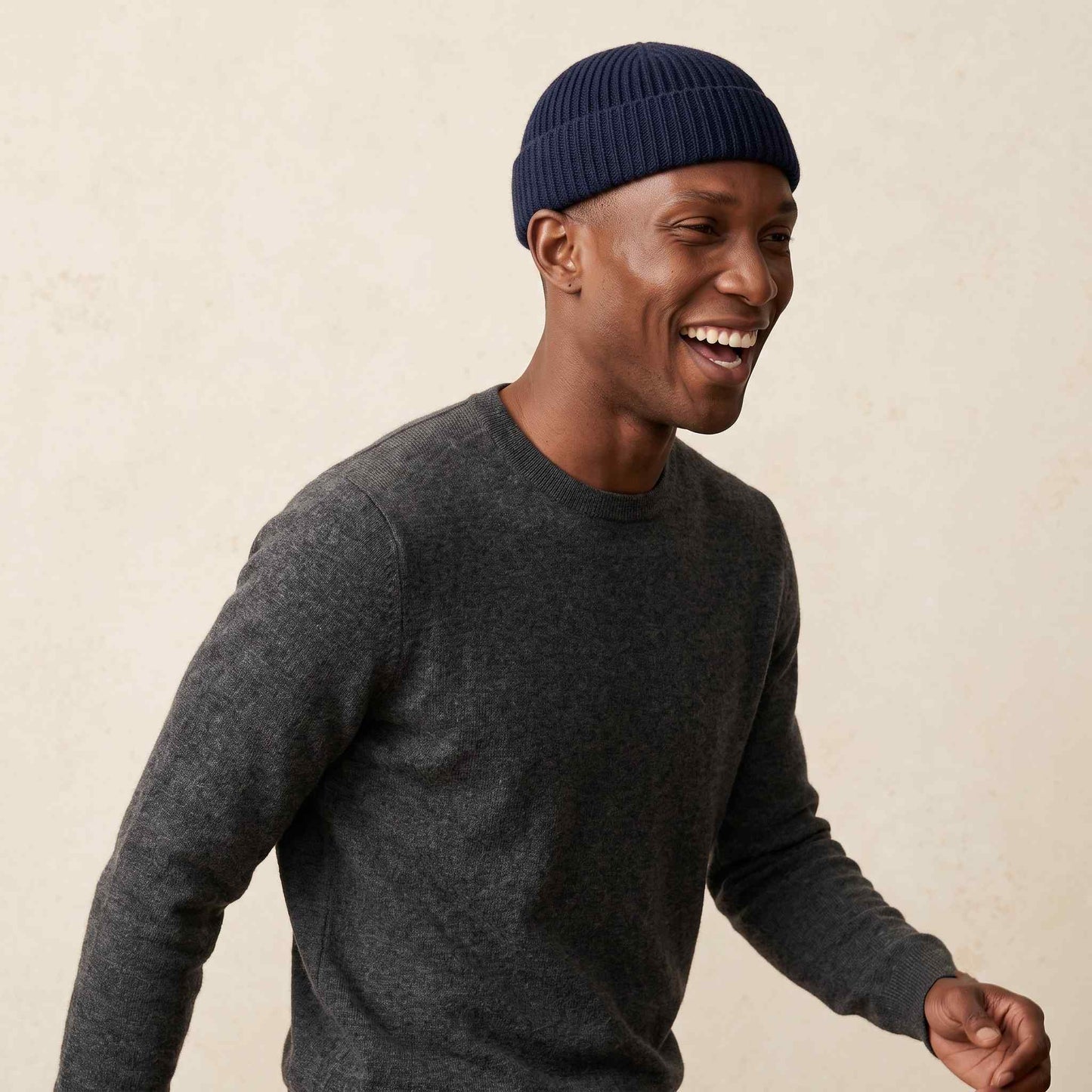 Men's hand-knit ribbed cashmere beanie, Noma in Dark Navy - view 2