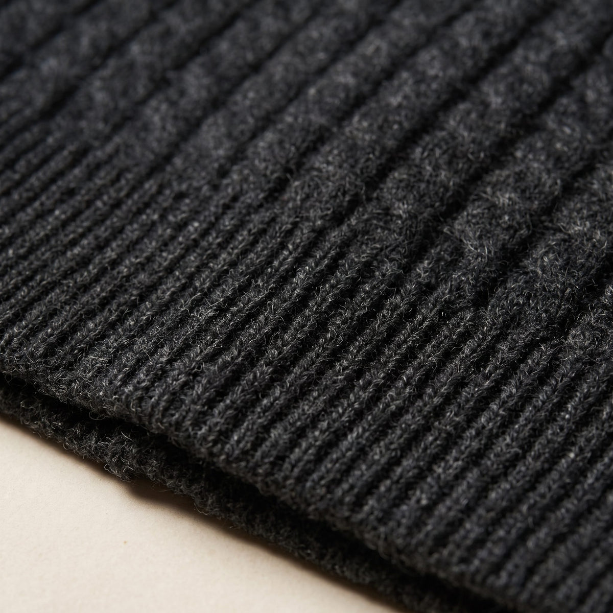 HCDM Men's Undyed Cashmere Beanie - Heritage Cable Knit Dark Grey Melange 3