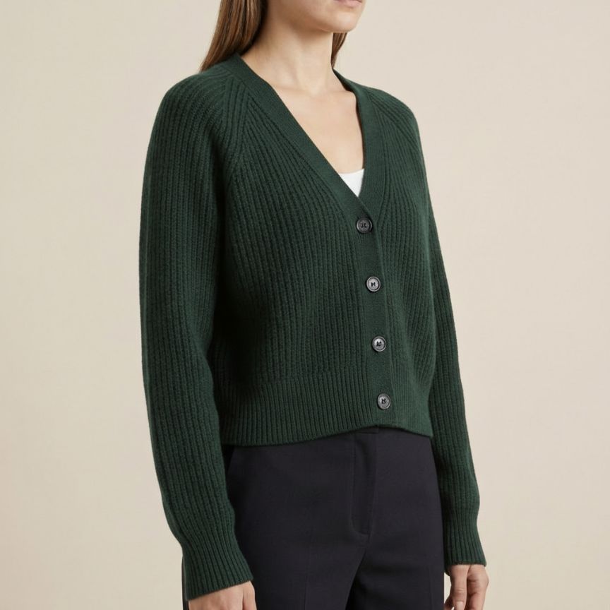 The Lhotse V-Neck Cardigan Chunky Knit Himalayan Cashmere For Women