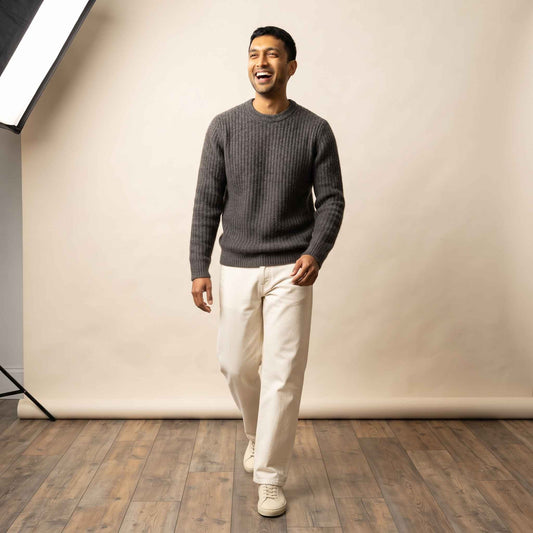 Men's ribbed cashmere crewneck sweater, Signature in Dark Grey Melange - view 1