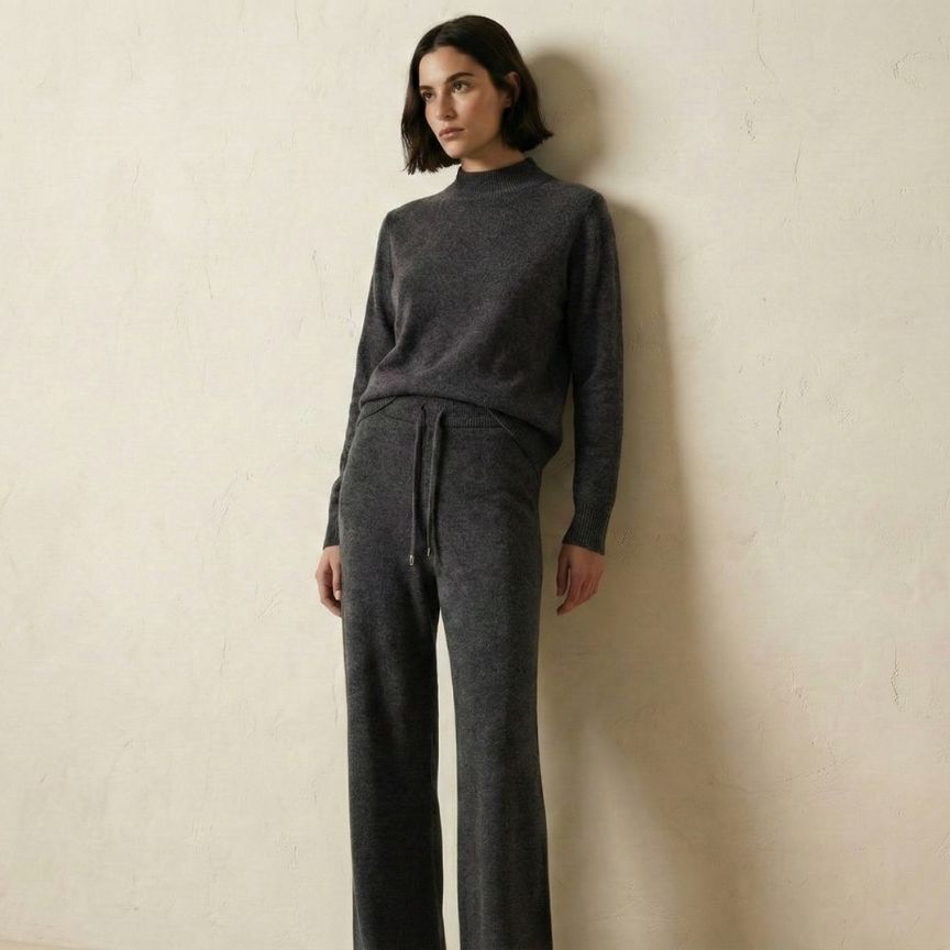 The Zenith Natural Sweatpant Undyed Himalayan Cashmere For Women
