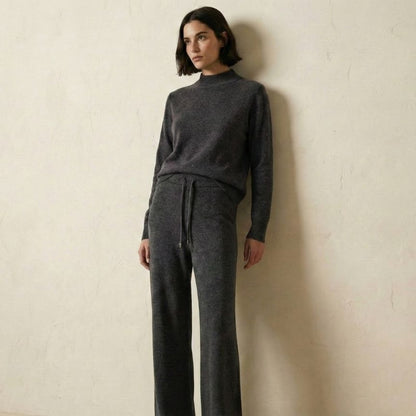 The Zenith Natural Sweatpant Undyed Himalayan Cashmere For Women
