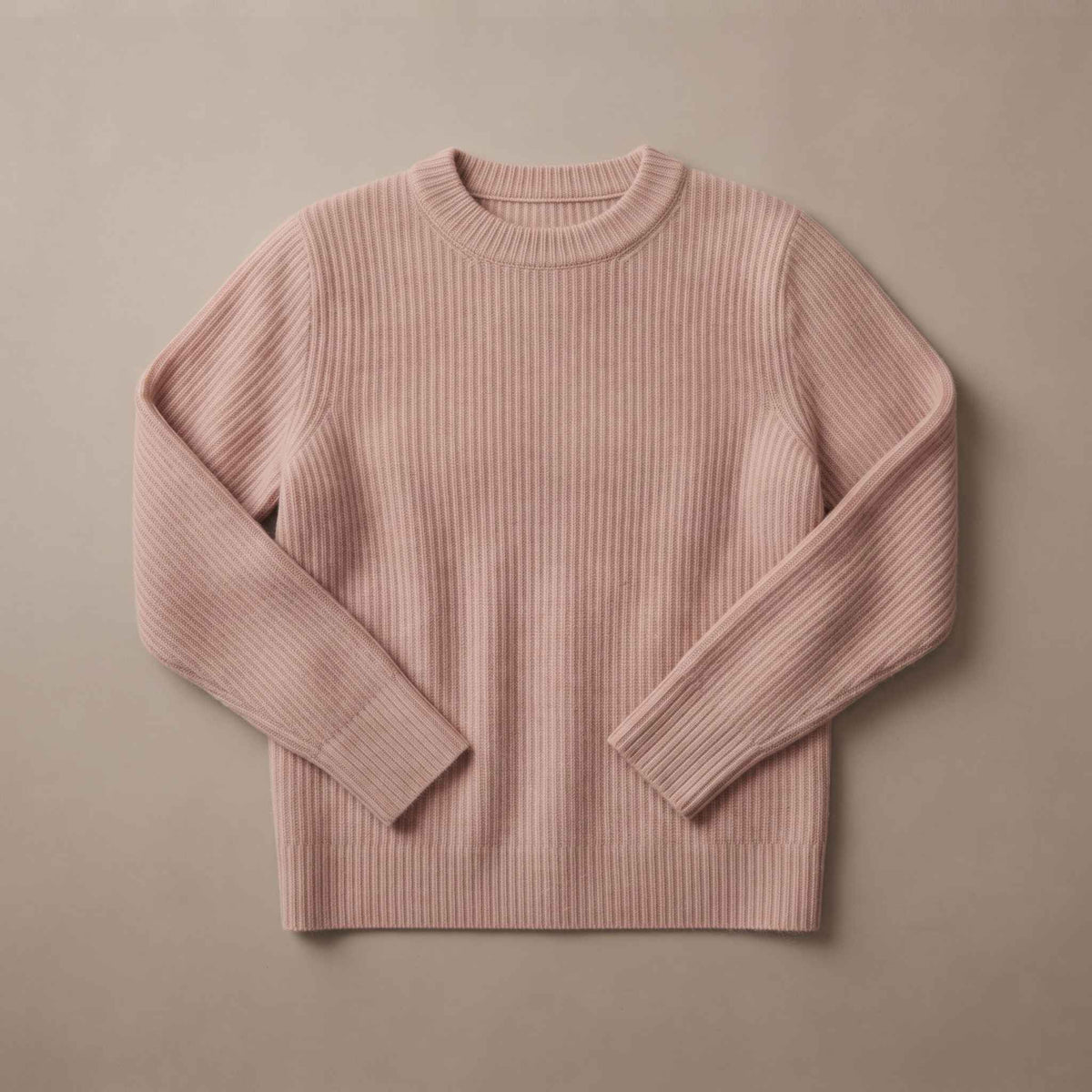 Women's heavyweight ribbed cashmere crewneck sweater in Blush Pink — view 2