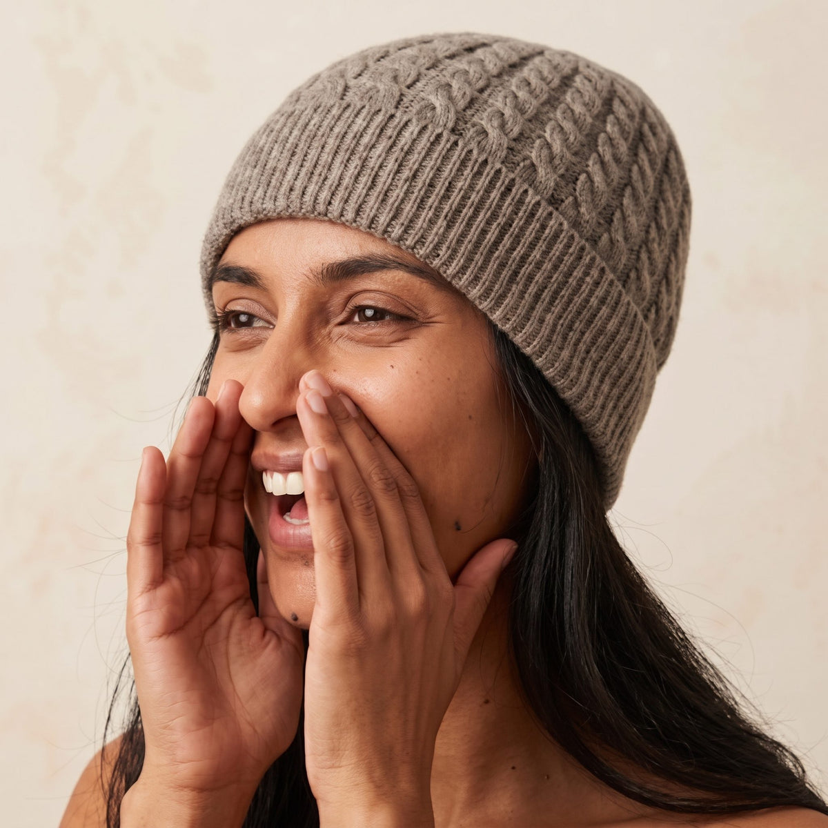 WCTM Women's Undyed Cashmere Beanie - Heritage Cable Knit Toast Melange 5