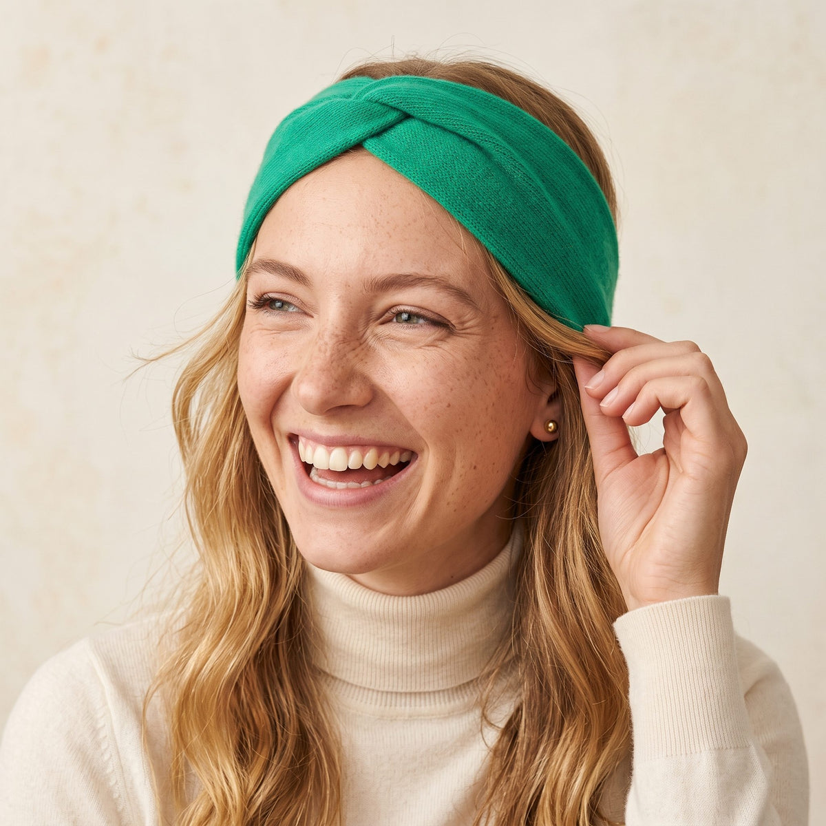 Gomba twisted-front cashmere headband in Kelly Green, worn, view 4