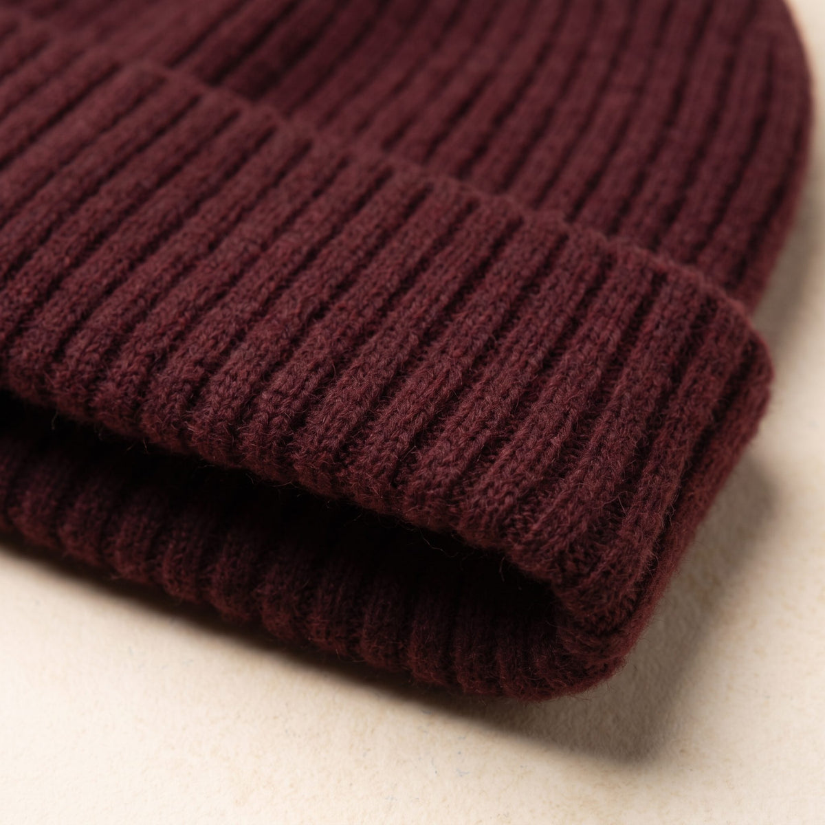 HRWR Men's Cashmere Beanie - Haven Ribbed Wine Red 2