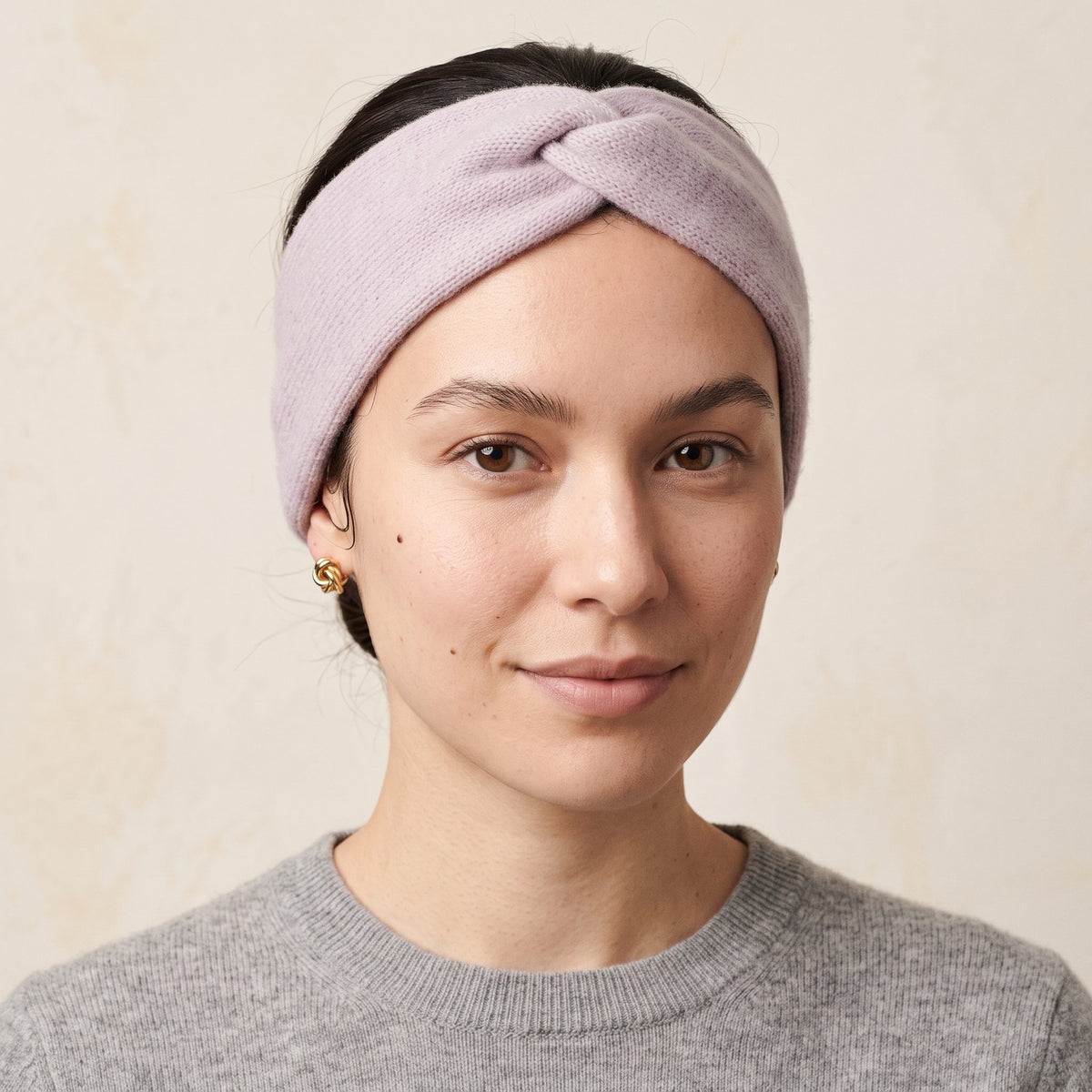 Gomba twisted-front cashmere headband in Lilac, worn, view 1
