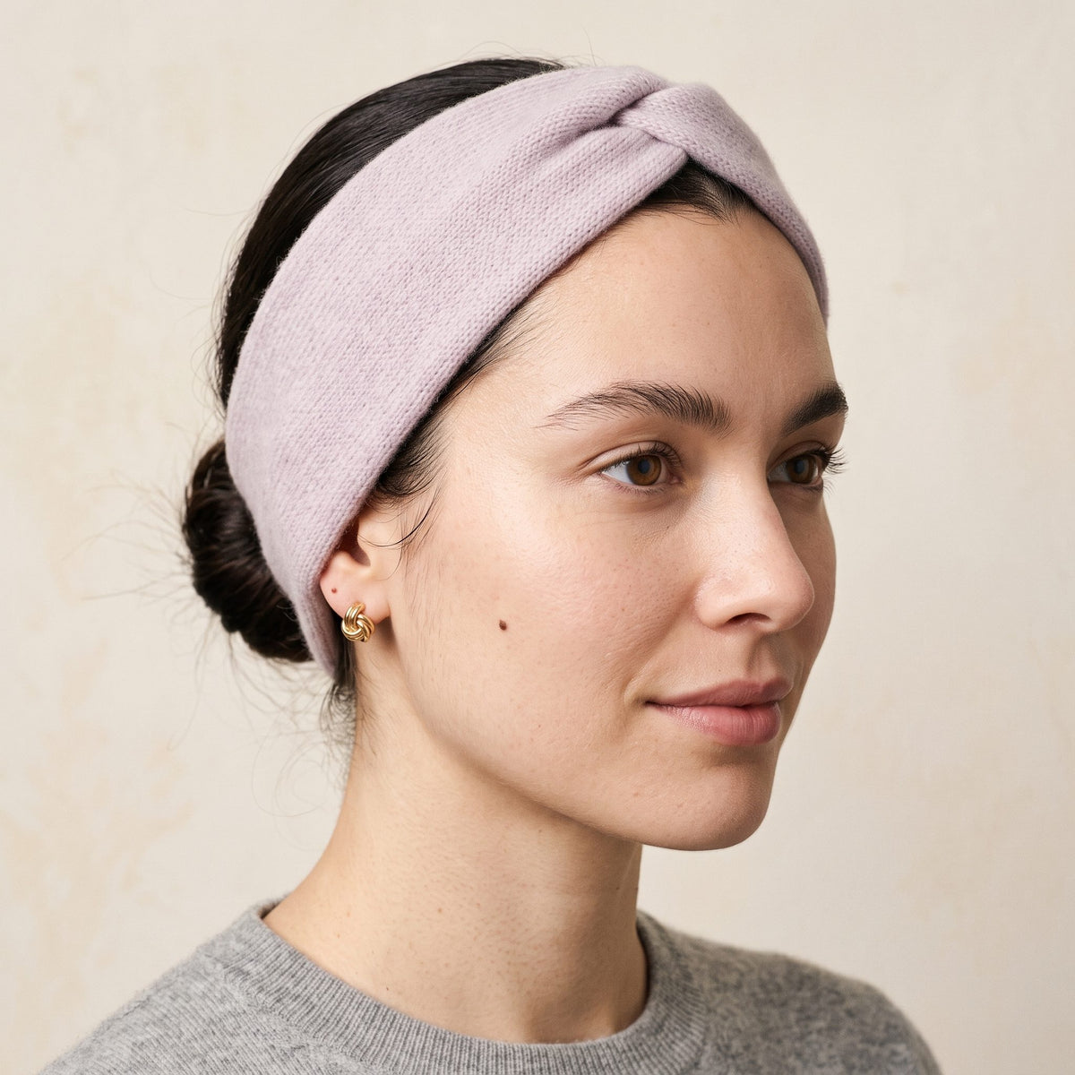 Gomba twisted-front cashmere headband in Lilac, worn, view 2