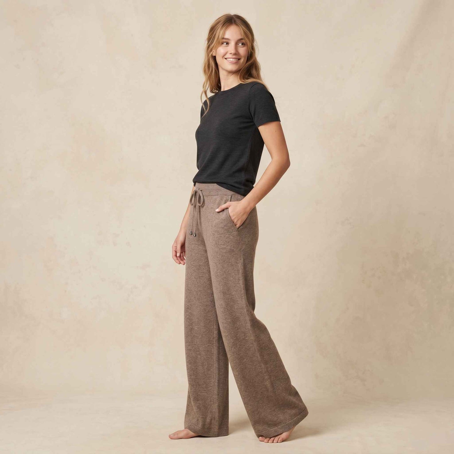 The Zenith Natural Sweatpant Undyed Himalayan Cashmere For Women
